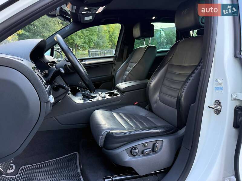 Внедорожник / Кроссовер Volkswagen Touareg 2015 в Хмельницком фото 29 Внедорожник / Кроссовер Volkswagen Touareg 2015 в Хмельницком