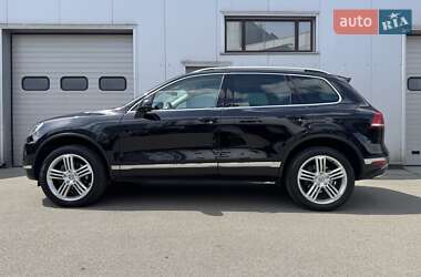 Позашляховик / Кросовер Volkswagen Touareg 2014 в  фото 12 Позашляховик / Кросовер Volkswagen Touareg 2014 в