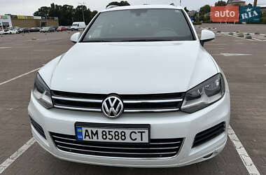 Позашляховик / Кросовер Volkswagen Touareg 2012 в Житомирі