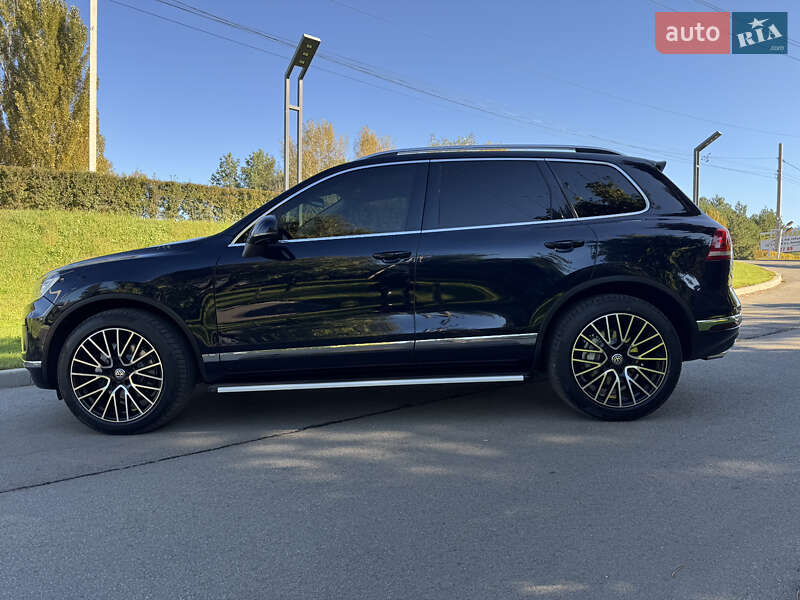 Внедорожник / Кроссовер Volkswagen Touareg 2015 в Киеве фото 4 Внедорожник / Кроссовер Volkswagen Touareg 2015 в Киеве