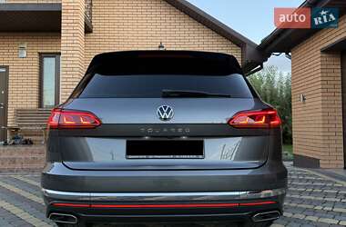 Внедорожник / Кроссовер Volkswagen Touareg 2020 в 