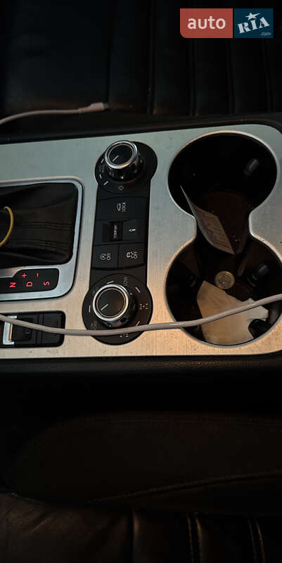 Позашляховик / Кросовер Volkswagen Touareg 2012 в Києві фото 9 Позашляховик / Кросовер Volkswagen Touareg 2012 в Києві