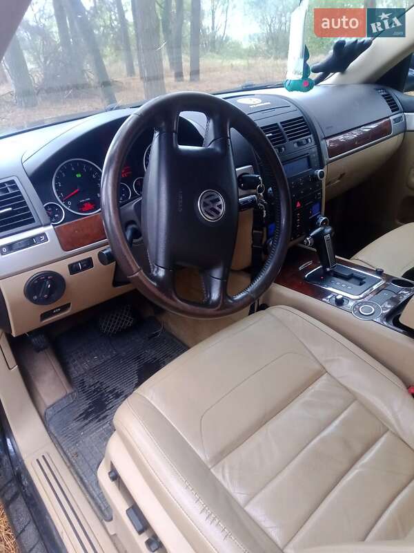 Внедорожник / Кроссовер Volkswagen Touareg 2007 в Мене фото 5 Внедорожник / Кроссовер Volkswagen Touareg 2007 в Мене