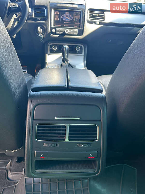 Внедорожник / Кроссовер Volkswagen Touareg 2010 в Кривом Роге фото 15 Внедорожник / Кроссовер Volkswagen Touareg 2010 в Кривом Роге