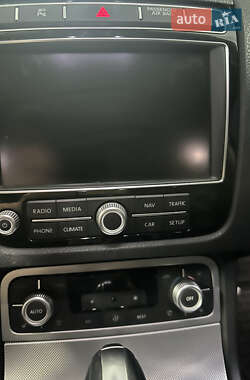 Внедорожник / Кроссовер Volkswagen Touareg 2015 в 