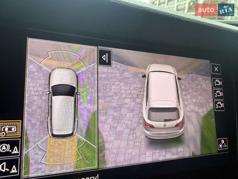 Внедорожник / Кроссовер Volkswagen Touareg 2021 в Киеве