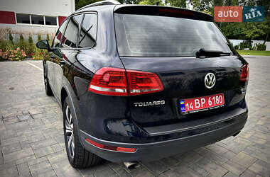 Внедорожник / Кроссовер Volkswagen Touareg 2016 в 