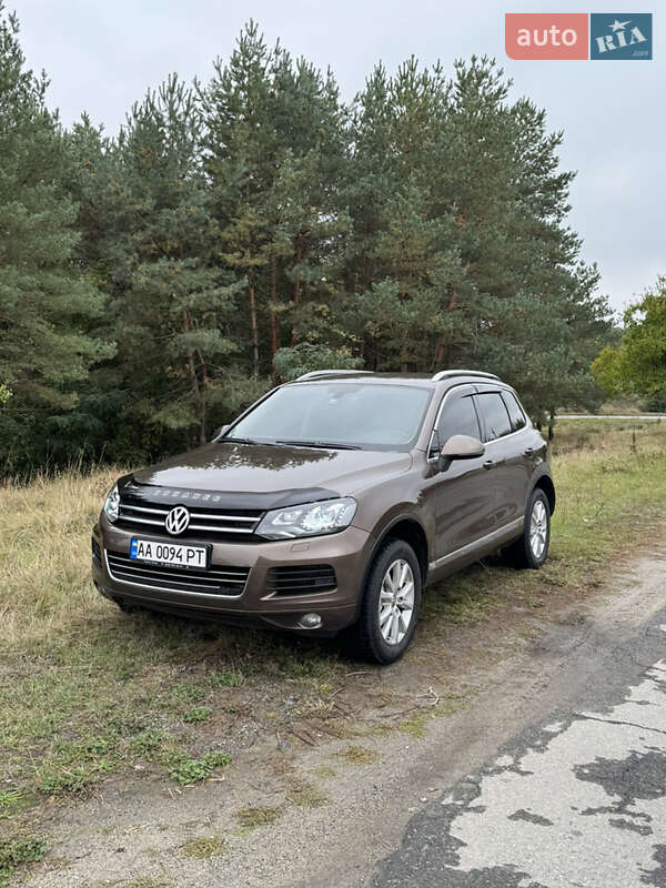 Внедорожник / Кроссовер Volkswagen Touareg 2014 в Звенигородке фото Внедорожник / Кроссовер Volkswagen Touareg 2014 в Звенигородке