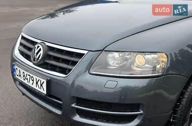 Внедорожник / Кроссовер Volkswagen Touareg 2006 в 