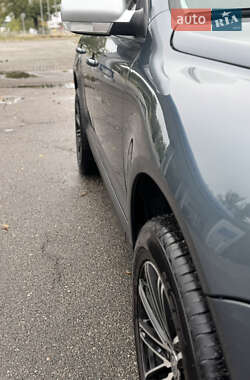 Внедорожник / Кроссовер Volkswagen Touareg 2006 в 