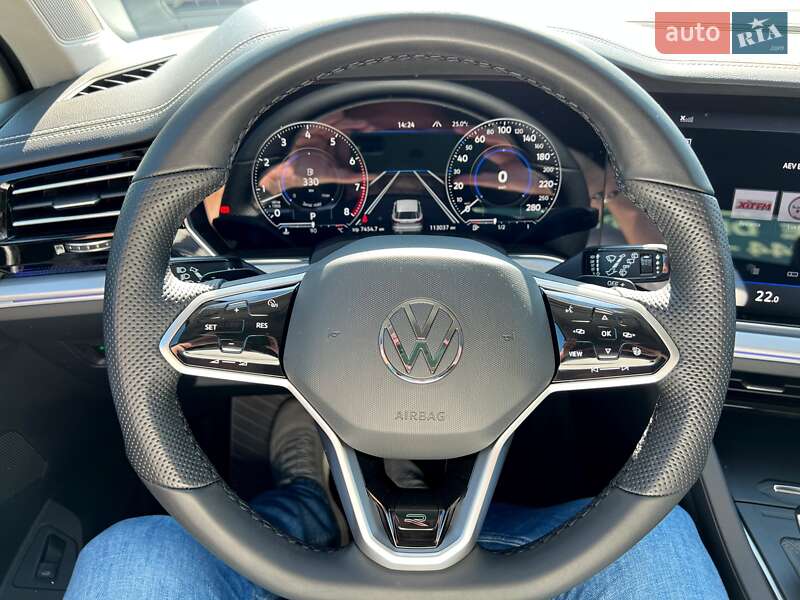 Внедорожник / Кроссовер Volkswagen Touareg 2020 в Чернигове