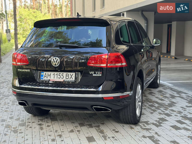 Внедорожник / Кроссовер Volkswagen Touareg 2015 в Киеве фото 11 Внедорожник / Кроссовер Volkswagen Touareg 2015 в Киеве
