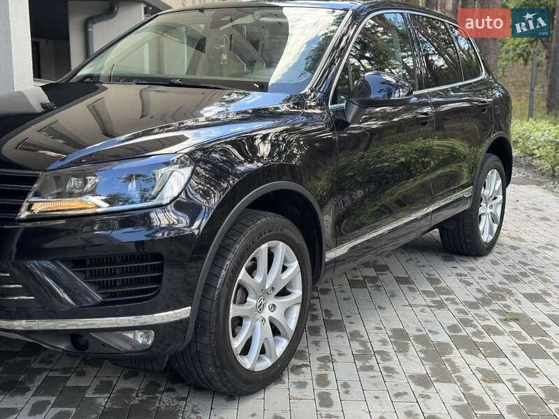 Внедорожник / Кроссовер Volkswagen Touareg 2015 в Киеве фото 24 Внедорожник / Кроссовер Volkswagen Touareg 2015 в Киеве