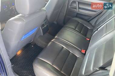 Внедорожник / Кроссовер Volkswagen Touareg 2005 в 