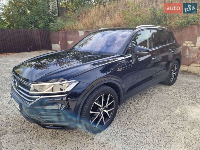 Внедорожник / Кроссовер Volkswagen Touareg 2021 в Днепре