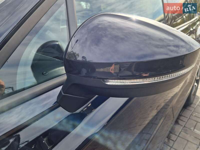 Внедорожник / Кроссовер Volkswagen Touareg 2021 в Днепре