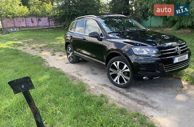 Внедорожник / Кроссовер Volkswagen Touareg 2012 в 