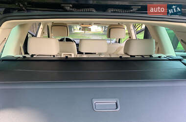 Внедорожник / Кроссовер Volkswagen Touareg 2012 в 