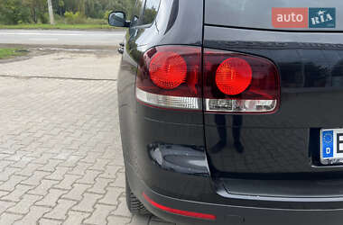 Позашляховик / Кросовер Volkswagen Touareg 2009 в 