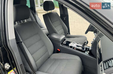 Позашляховик / Кросовер Volkswagen Touareg 2009 в 