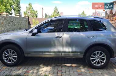 Позашляховик / Кросовер Volkswagen Touareg 2014 в Первомайську