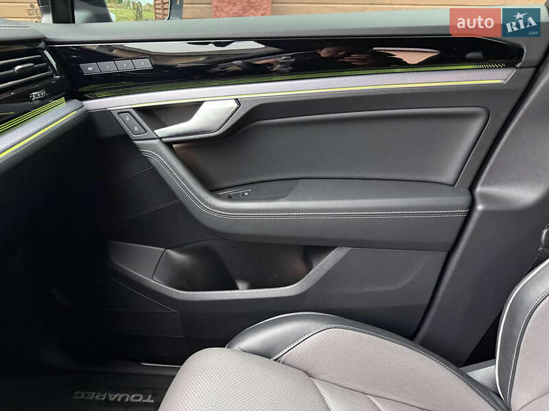 Внедорожник / Кроссовер Volkswagen Touareg 2023 в Киеве фото 28 Внедорожник / Кроссовер Volkswagen Touareg 2023 в Киеве