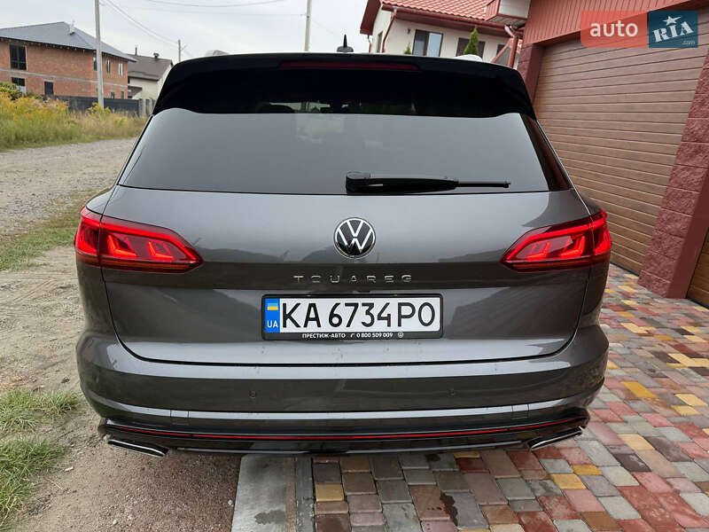 Внедорожник / Кроссовер Volkswagen Touareg 2023 в Киеве