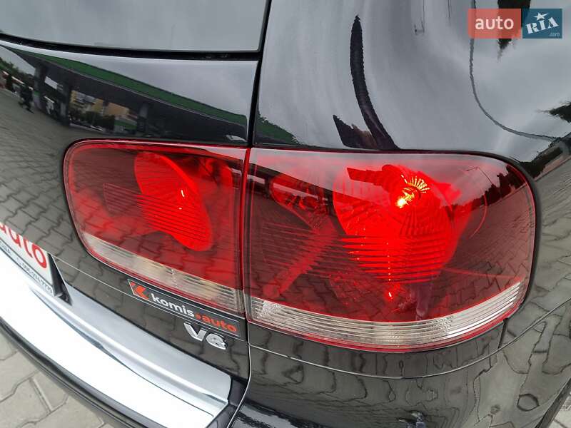 Внедорожник / Кроссовер Volkswagen Touareg 2009 в Виннице