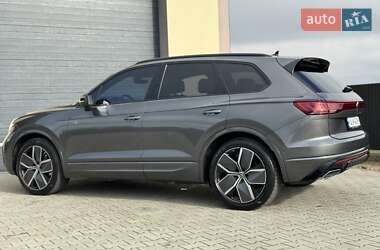 Позашляховик / Кросовер Volkswagen Touareg 2023 в  фото 25 Позашляховик / Кросовер Volkswagen Touareg 2023 в