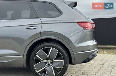 Позашляховик / Кросовер Volkswagen Touareg 2023 в  фото 70 Позашляховик / Кросовер Volkswagen Touareg 2023 в