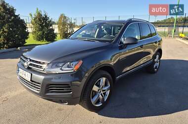 Позашляховик / Кросовер Volkswagen Touareg 2011 в Олександрії
