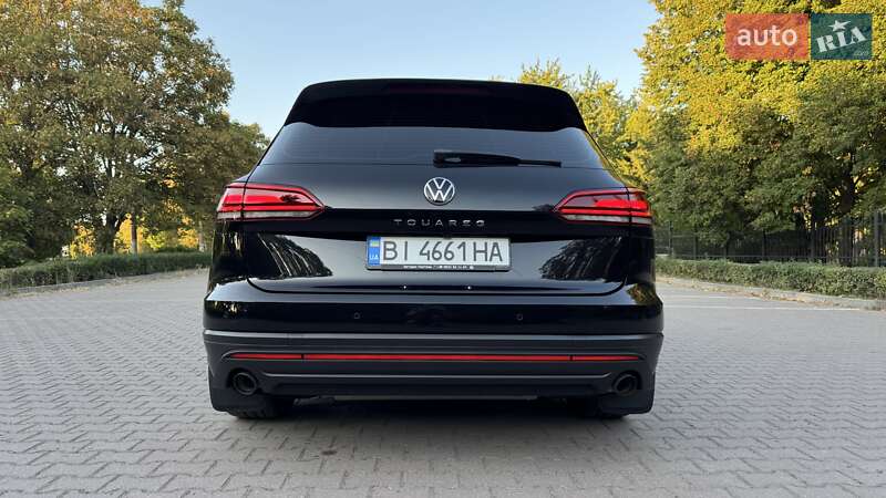 Позашляховик / Кросовер Volkswagen Touareg 2021 в Миргороді