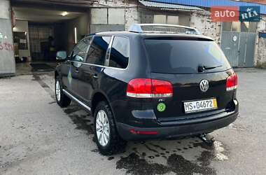 Позашляховик / Кросовер Volkswagen Touareg 2006 в Києві