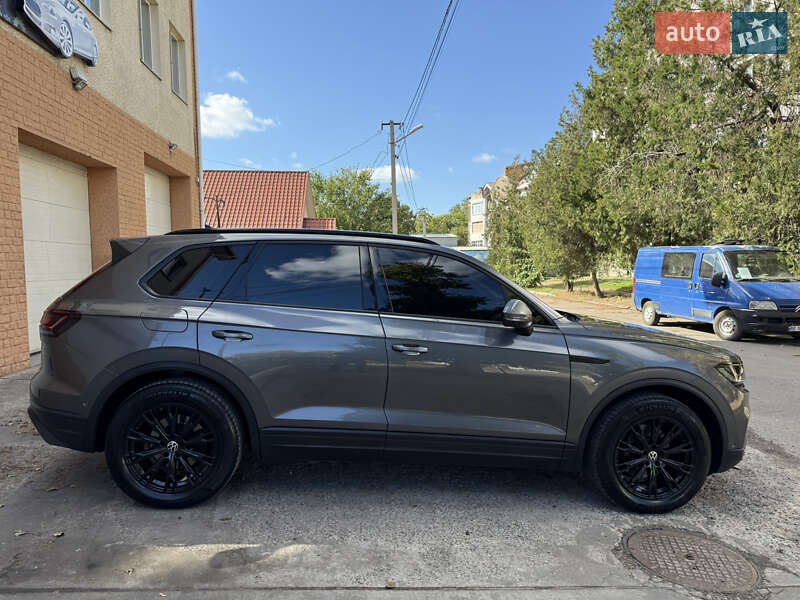 Позашляховик / Кросовер Volkswagen Touareg 2018 в Миколаєві фото 65 Позашляховик / Кросовер Volkswagen Touareg 2018 в Миколаєві