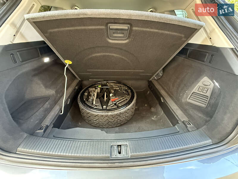 Позашляховик / Кросовер Volkswagen Touareg 2018 в Миколаєві фото 30 Позашляховик / Кросовер Volkswagen Touareg 2018 в Миколаєві