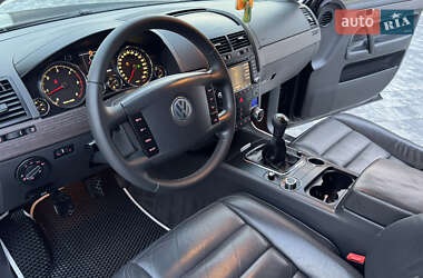 Внедорожник / Кроссовер Volkswagen Touareg 2006 в 