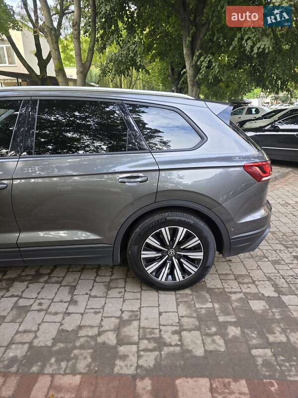 Внедорожник / Кроссовер Volkswagen Touareg 2021 в Львове фото 12 Внедорожник / Кроссовер Volkswagen Touareg 2021 в Львове