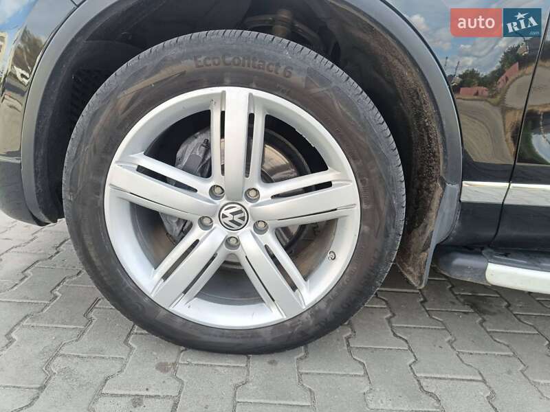 Внедорожник / Кроссовер Volkswagen Touareg 2013 в Змиеве фото 9 Внедорожник / Кроссовер Volkswagen Touareg 2013 в Змиеве