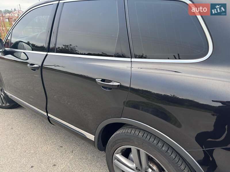 Внедорожник / Кроссовер Volkswagen Touareg 2014 в Львове фото 30 Внедорожник / Кроссовер Volkswagen Touareg 2014 в Львове