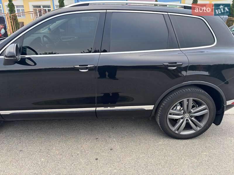 Внедорожник / Кроссовер Volkswagen Touareg 2014 в Львове фото 31 Внедорожник / Кроссовер Volkswagen Touareg 2014 в Львове
