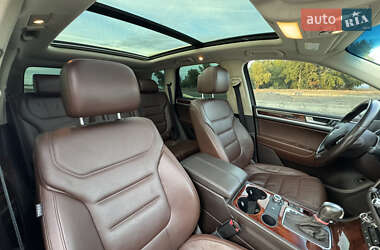Позашляховик / Кросовер Volkswagen Touareg 2014 в Черкасах