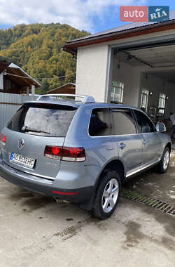 Внедорожник / Кроссовер Volkswagen Touareg 2007 в 