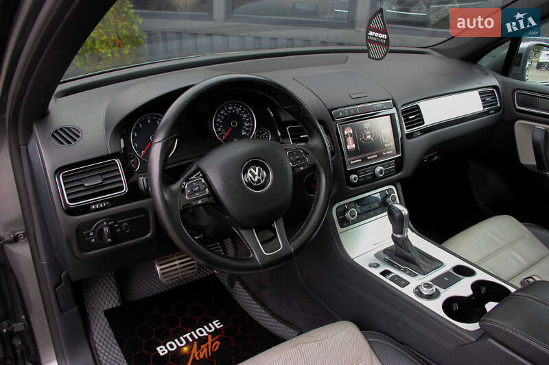 Внедорожник / Кроссовер Volkswagen Touareg 2016 в Одессе фото 16 Внедорожник / Кроссовер Volkswagen Touareg 2016 в Одессе