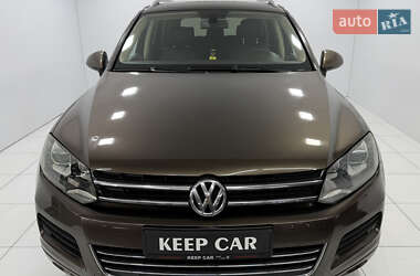 Внедорожник / Кроссовер Volkswagen Touareg 2010 в 