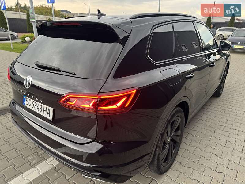 Позашляховик / Кросовер Volkswagen Touareg 2019 в Тернополі