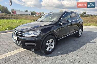 Позашляховик / Кросовер Volkswagen Touareg 2012 в Львові