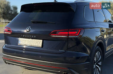 Внедорожник / Кроссовер Volkswagen Touareg 2021 в 