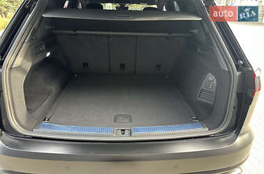 Внедорожник / Кроссовер Volkswagen Touareg 2019 в 