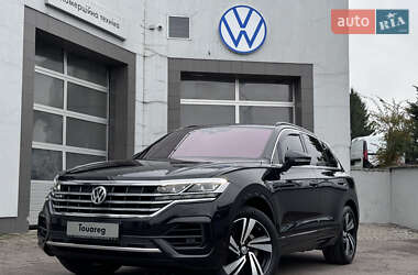 Внедорожник / Кроссовер Volkswagen Touareg 2018 в Ровно