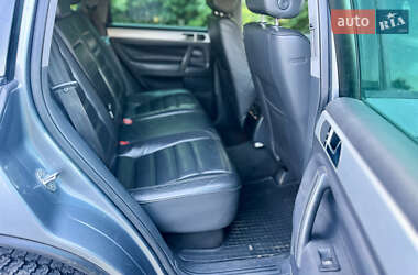Внедорожник / Кроссовер Volkswagen Touareg 2004 в 